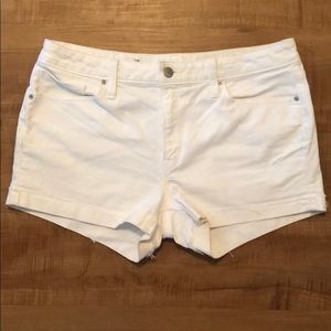 Gap shorts
